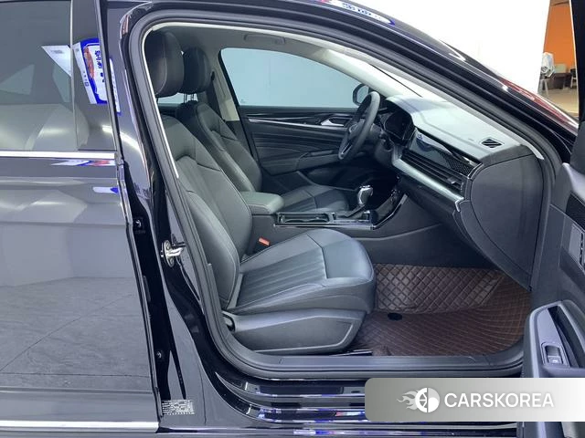 Volkswagen Passat id 4273818 из Китая 12