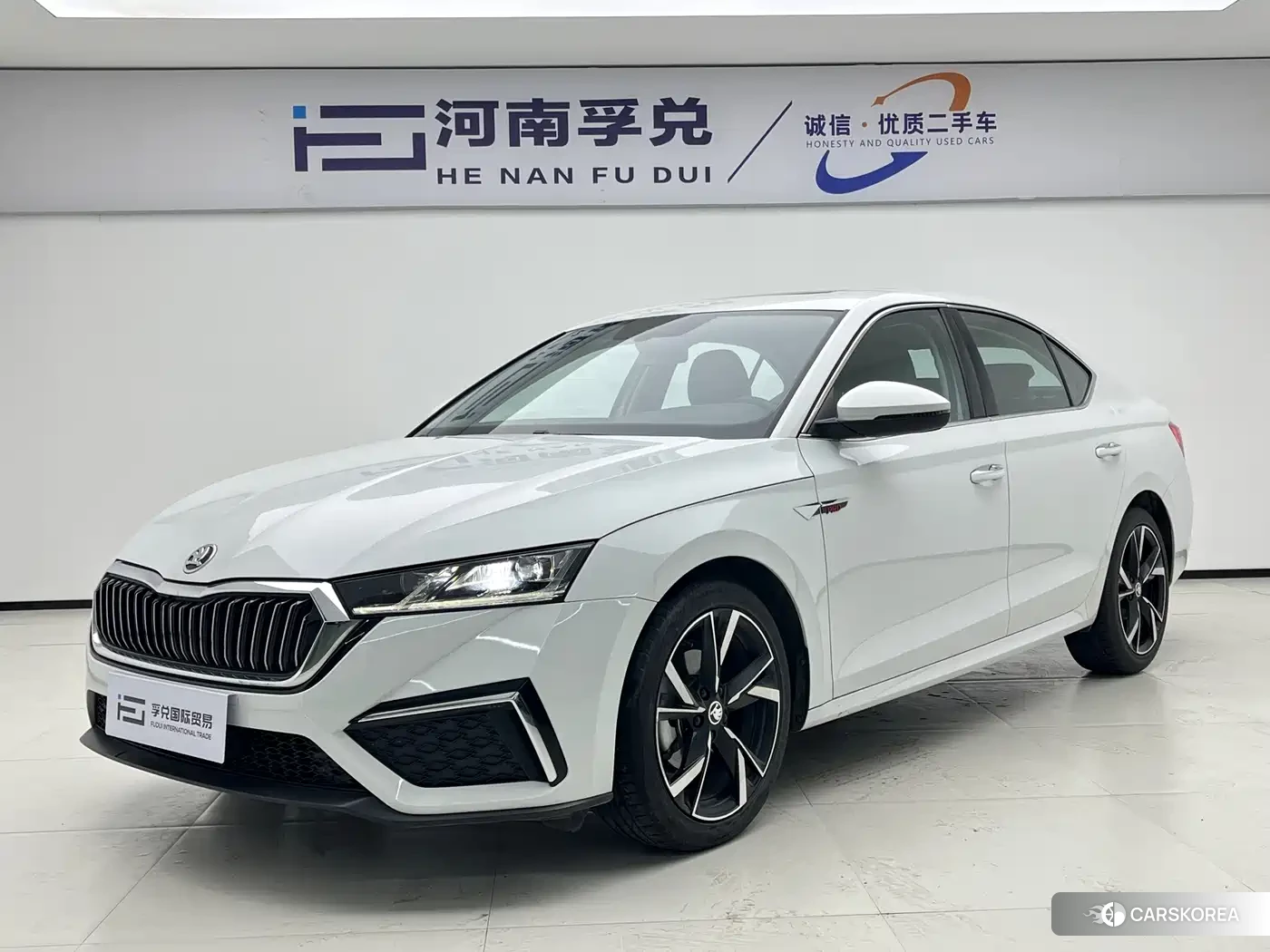 Skoda Octavia id 4644622 из Китая 8