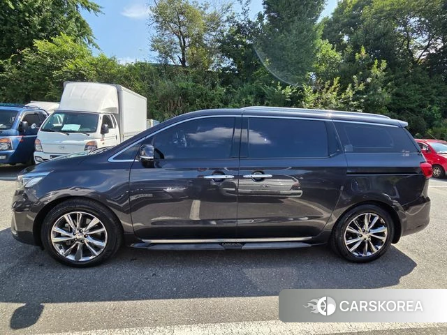Kia The New Carnival id 4733021 из Кореи 13