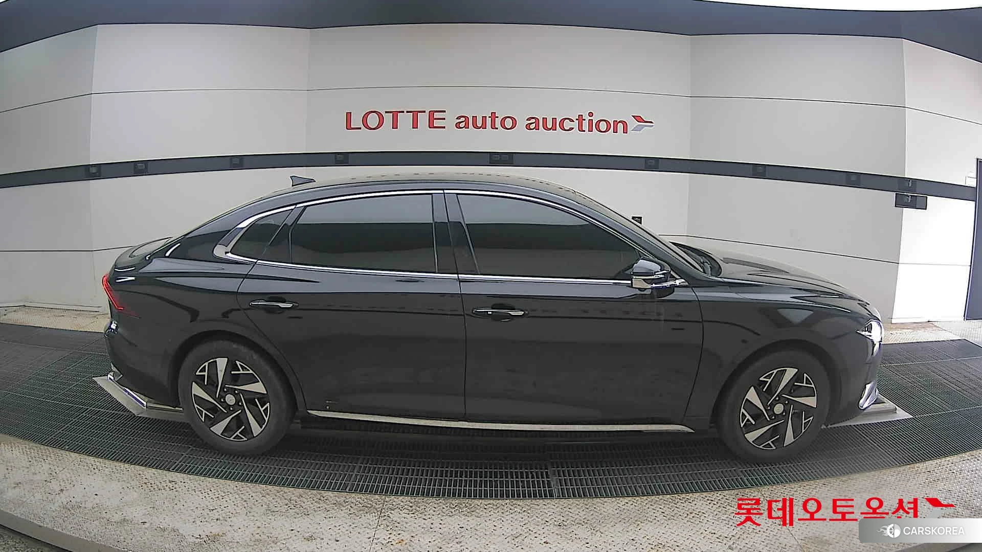 Hyundai Grandeur Hybrid id 4289505 из Кореи 23