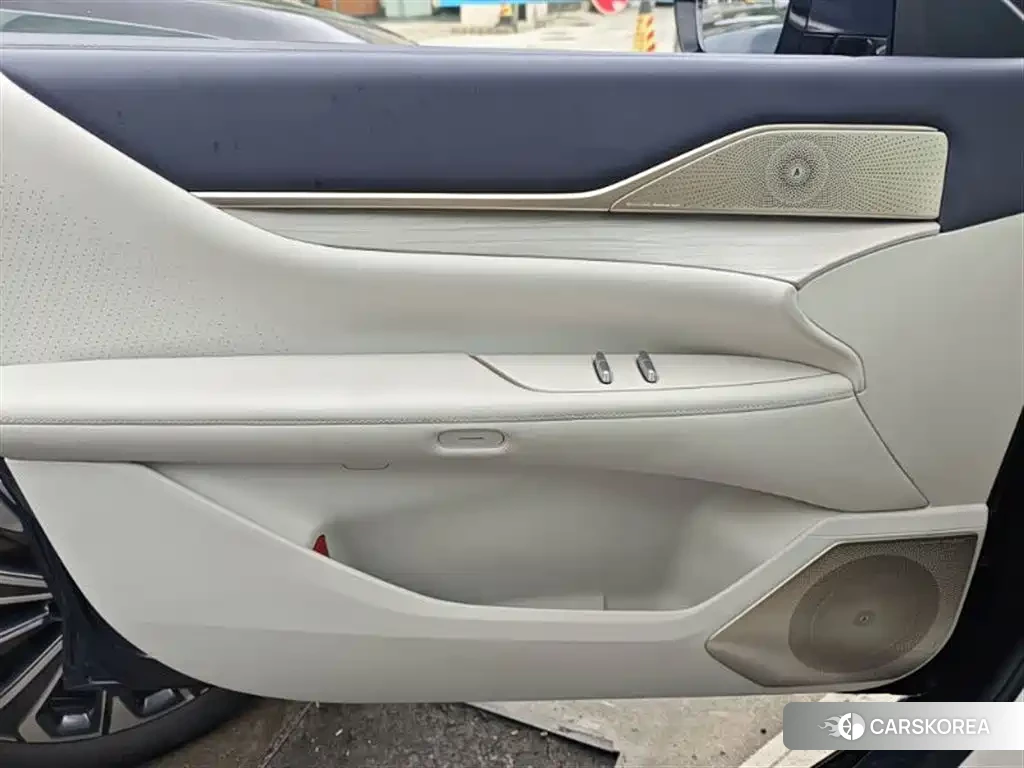 Buick Extreme L7 id 4576858 из Китая 10