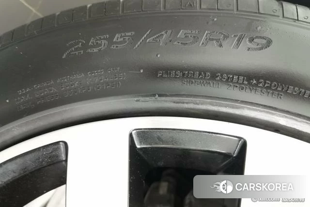 Volkswagen Tiguan L id 4307187 из Китая 17