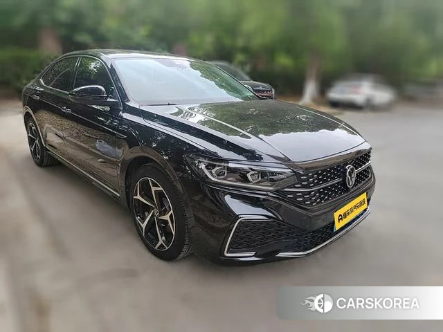 Volkswagen Passat 2023 Черный из Китая, фото 3