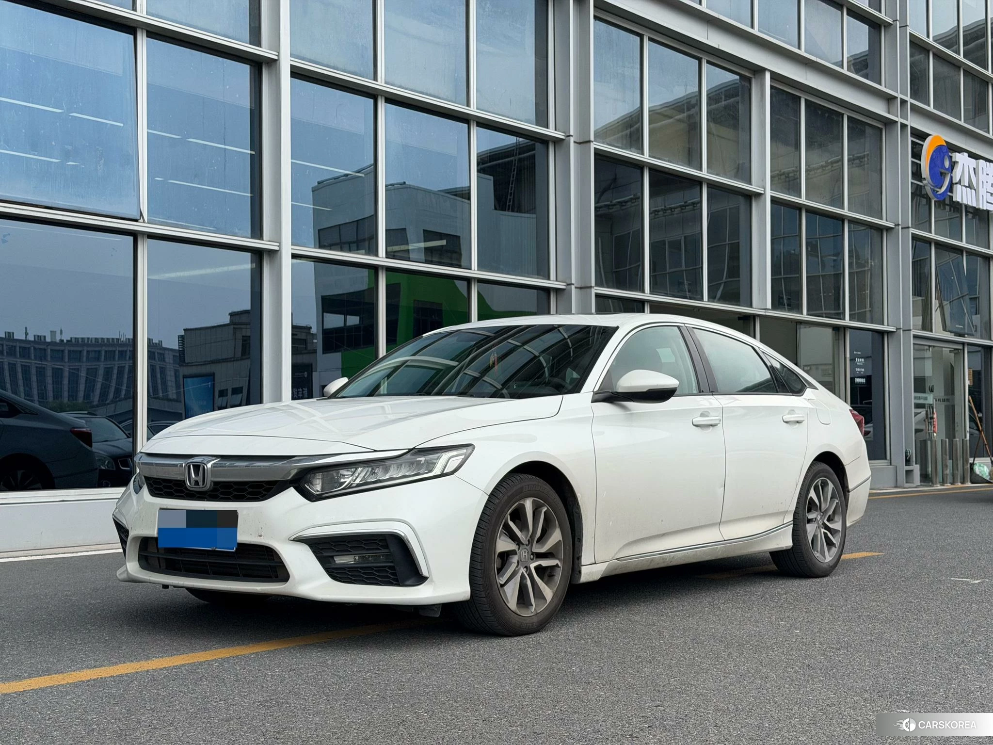 Honda Inspire 2018 Белый из Китая, фото 3