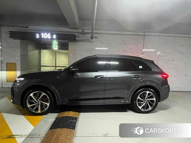 Audi Q5 (80A) 2025 Серый из Кореи, фото 3
