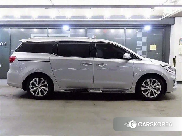 Kia The New Carnival id 3021444 из Кореи 10