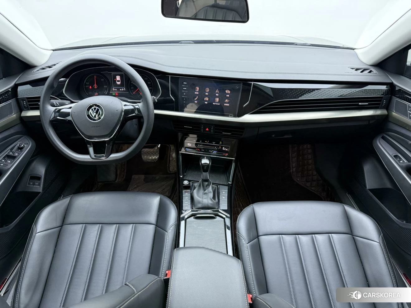 Volkswagen Passat PHEV id 4405872 из Китая 10