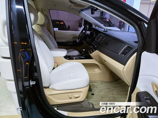 Kia The New Carnival id 2760778 из Кореи 13