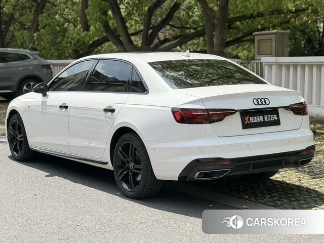 Audi A4L 2022 Белый из Китая, фото 3