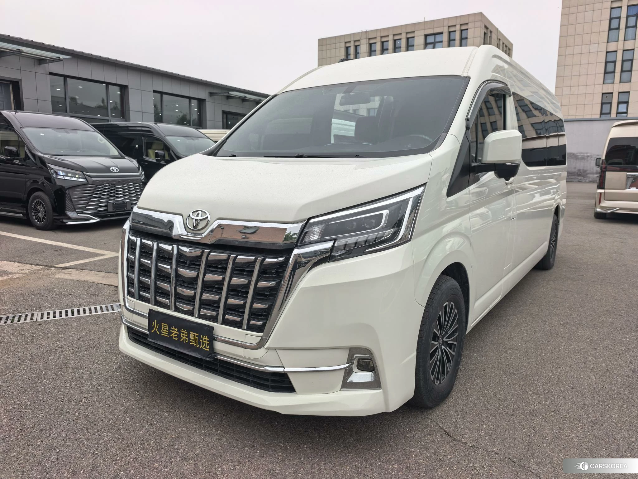 Toyota Hiace id 4455896 из Китая 14