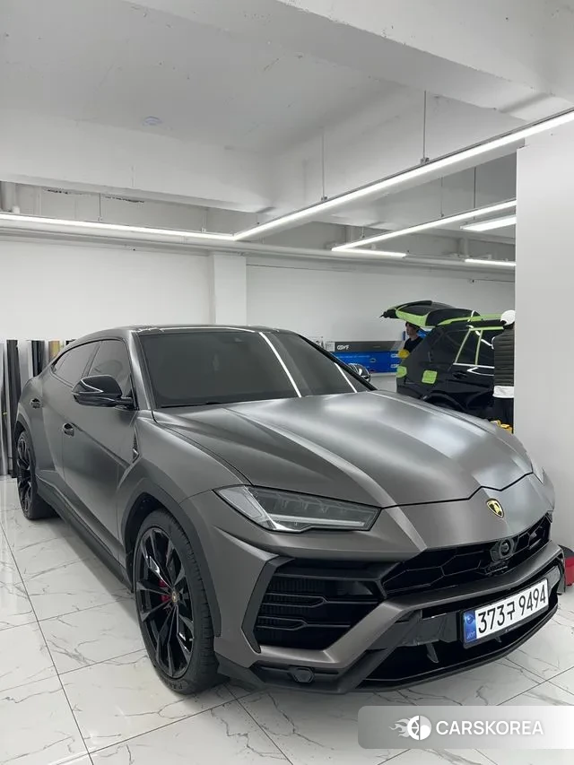 Lamborghini Urus 2021 Черный из Кореи, фото 6