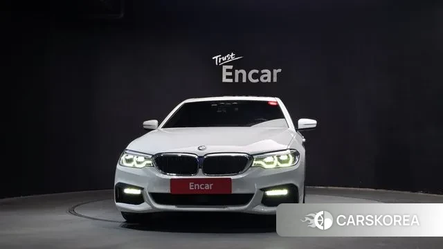 BMW 5 Series (G30) id 3535549 из Кореи 13