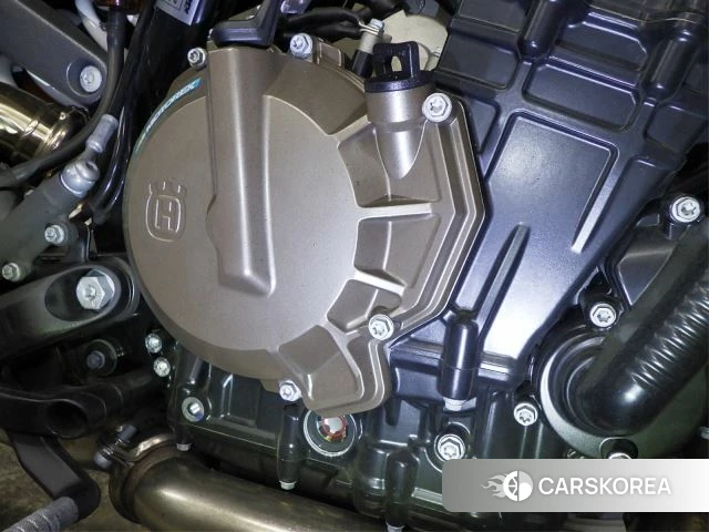 Engine photo