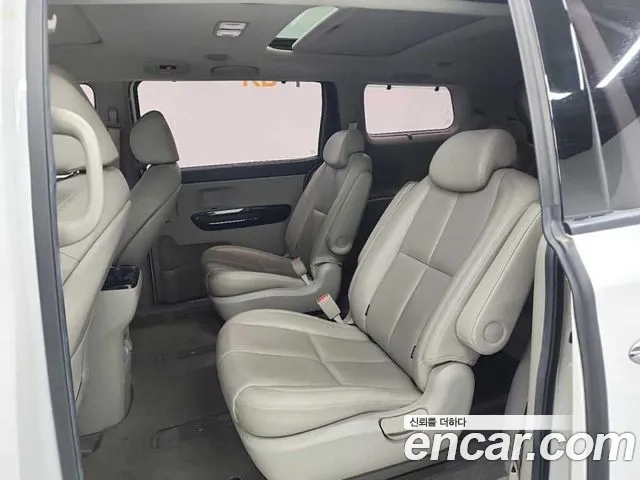 Kia The New Carnival id 2706931 из Кореи 13