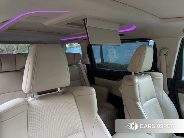 Toyota Elfa id 4222290 из Китая 9