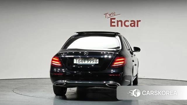 Mercedes-Benz E-Class W213 id 3795938 из Кореи 13