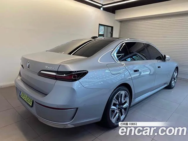 BMW 7 Series (G70) id 2677688 из Кореи 13