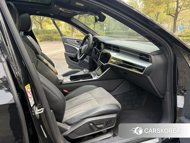 Audi A6L 2022 Черный из Китая, фото 6