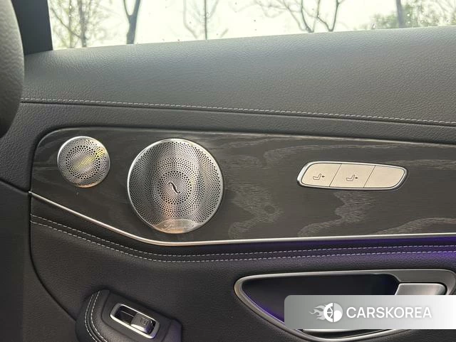 Mercedes-Benz Class C 2019 Белый из Китая, фото 6