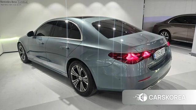 Mercedes-Benz E-Class W214 id 4177569 из Кореи 13