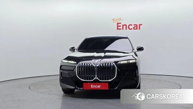 BMW i7 (G70) id 3831870 из Кореи 13