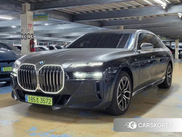 BMW 7 Series (G70) 2025 Черный из Кореи, фото 4