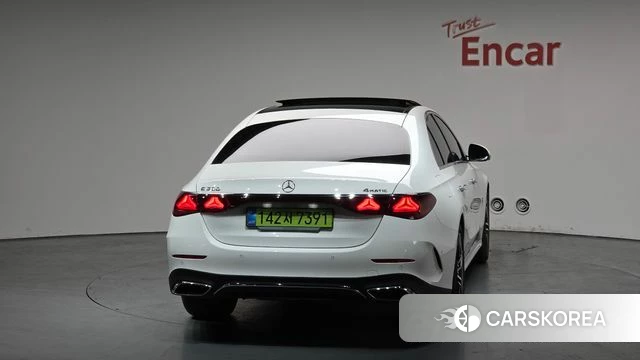 Mercedes-Benz E-Class W214 id 3831165 из Кореи 13