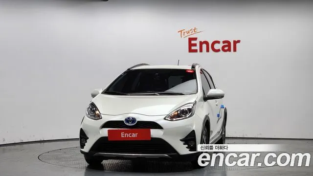 Toyota Prius C id 2658533 из Кореи 13