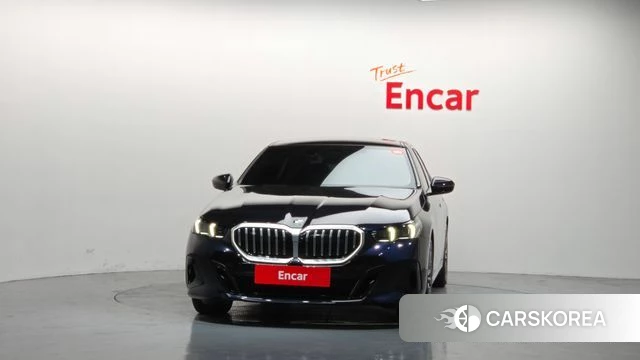 BMW 5 Series (G60) id 4487672 из Кореи 13