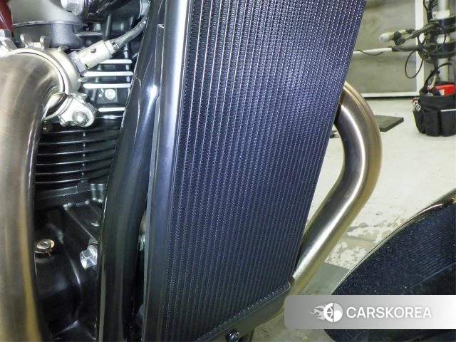 Engine photo