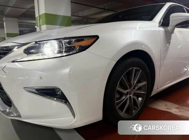 Lexus New ES300h 2018 Белый из Кореи, фото 3