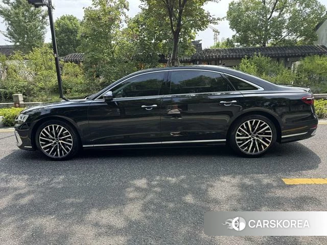 Audi A8 2022 Черный из Китая, фото 5