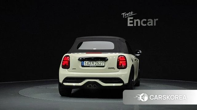 Mini Cooper S Convertible id 4707573 из Кореи 23