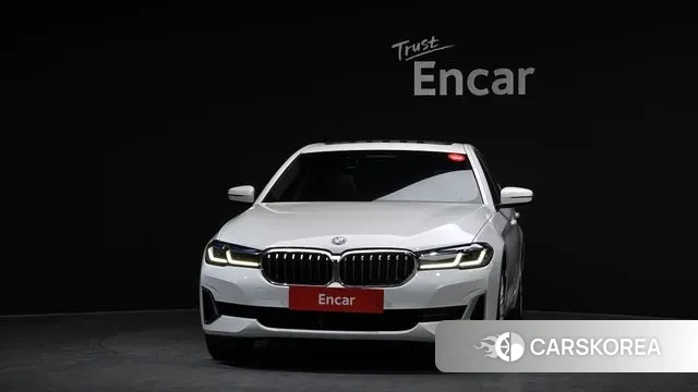 BMW 5 Series (G30) id 3645584 из Кореи 13