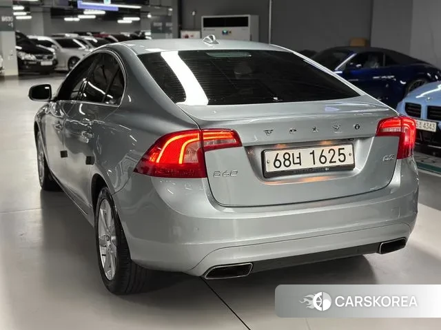 Volvo S60 id 3288701 из Кореи 13
