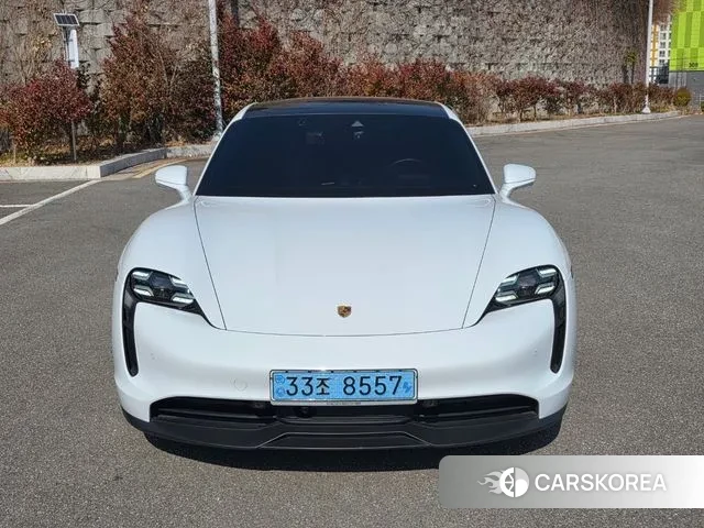 Porsche Taycan id 3706211 из Кореи 10