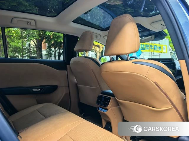 Lexus RZ id 4328969 из Китая 8