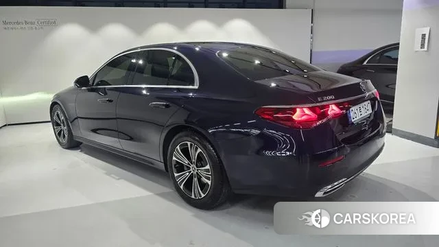 Mercedes-Benz E-Class W214 id 3696150 из Кореи 13