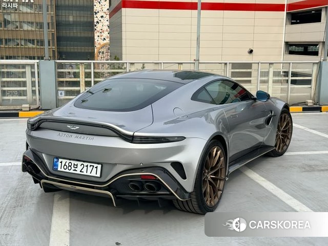 Aston Martin Vantage 2nd Generation id 4336523 из Кореи 13