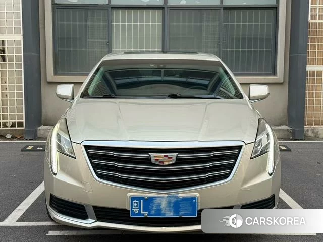 Cadillac XTS 2018 Шампань из Китая, фото 3