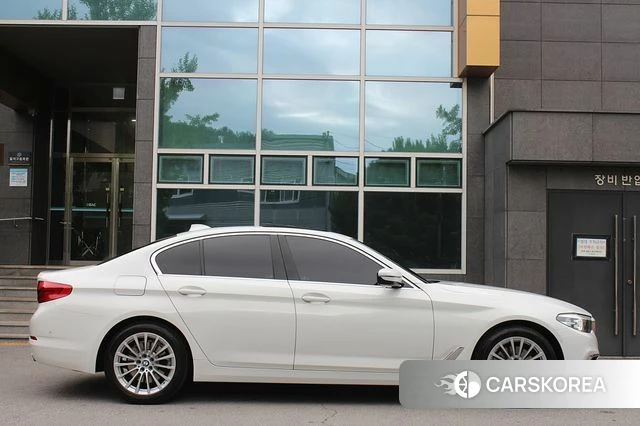 BMW 5 Series (G30) id 4712750 из Кореи 13