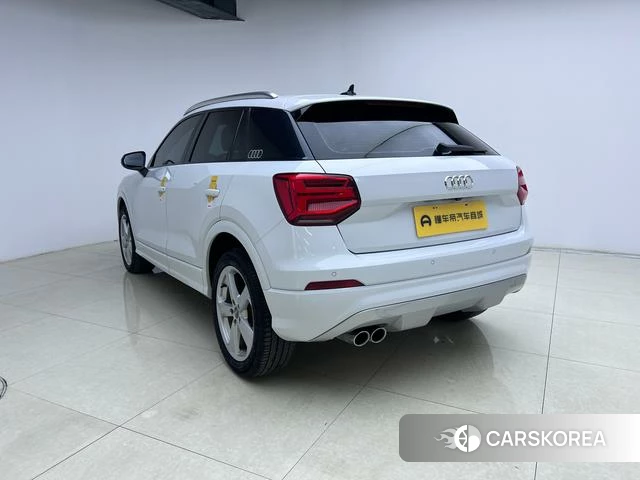 Audi Q2L id 3869616 из Китая 13