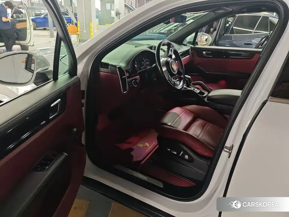 Porsche Cayenne 2019 Белый из Китая, фото 3