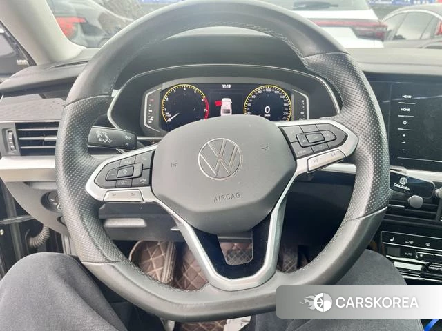Volkswagen Passat id 4306946 из Китая 8