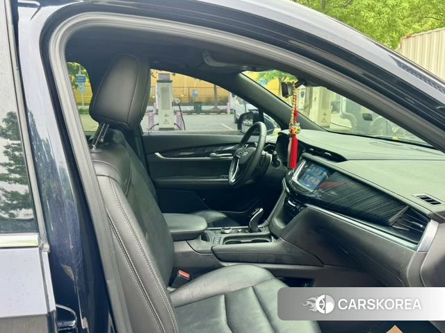 Cadillac XT6 id 4182739 из Китая 7