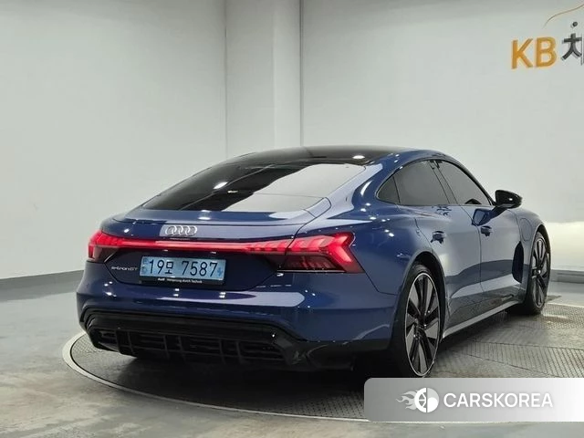 Audi e-Tron GT id 4624077 из Кореи 11