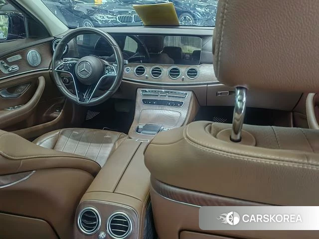 Mercedes-Benz E-class 2022 Черный из Китая, фото 3