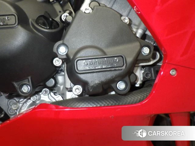Engine photo