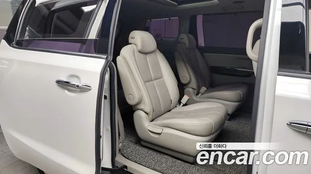 Kia The New Carnival id 2596908 из Кореи 13