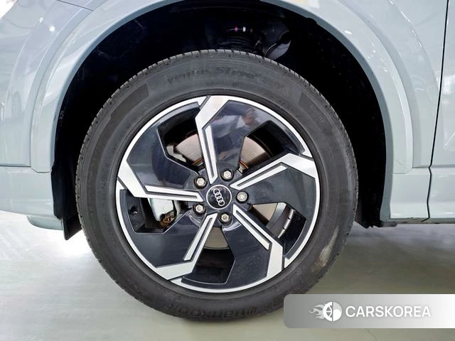 Audi Q2L e-tron id 4301202 из Китая 19